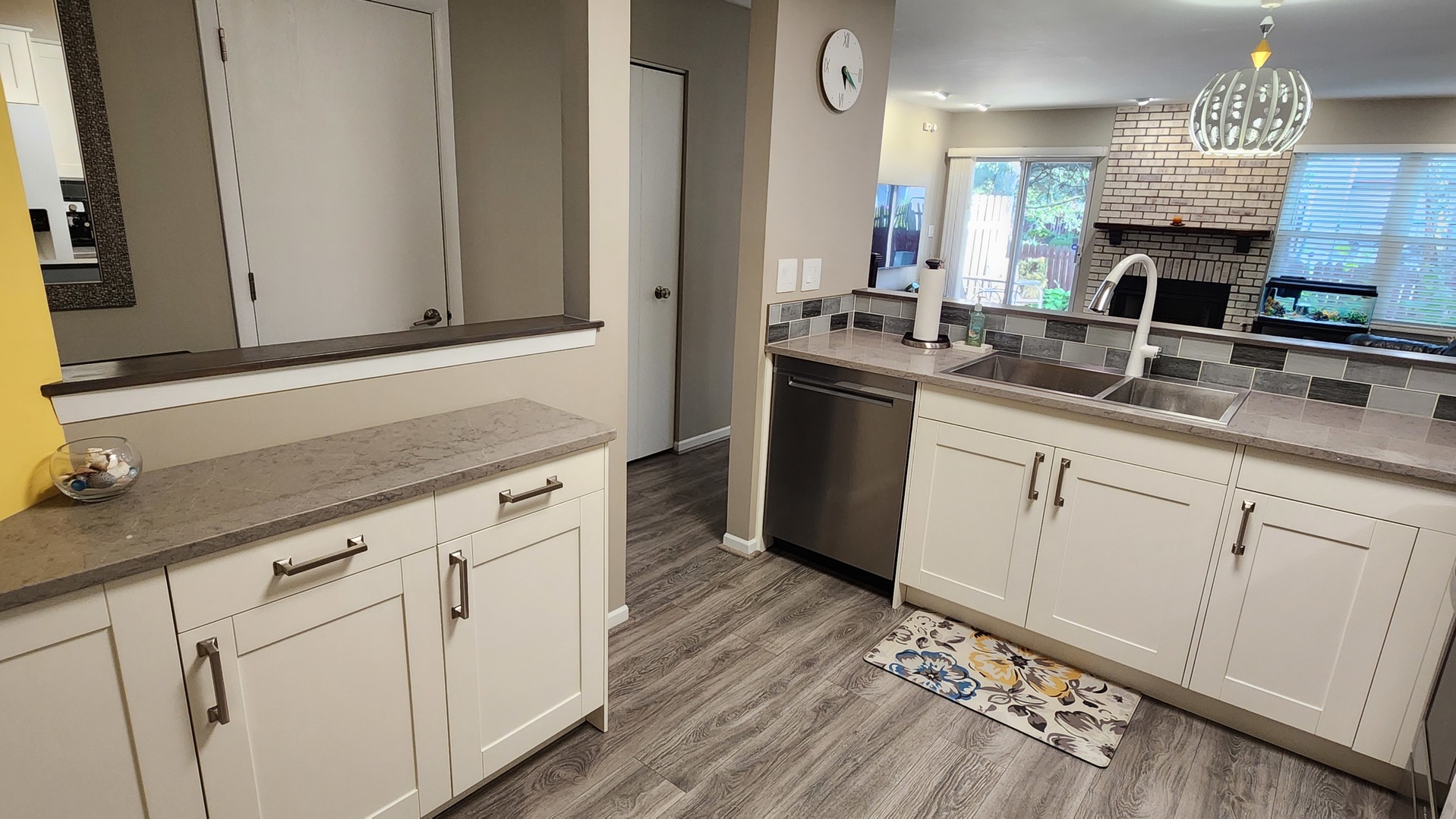 1285 Coldspring Road Carol Stream, IL 60188 - Photo 8 of 36 Gallery Image 8