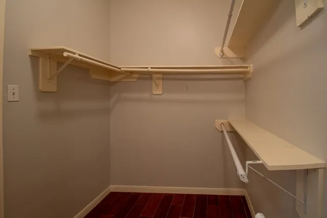 $2,375 | 2111 Grovewood Park, Conroe, TX 77385