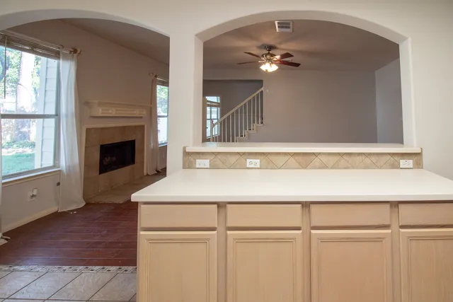 $2,375 | 2111 Grovewood Park, Conroe, TX 77385