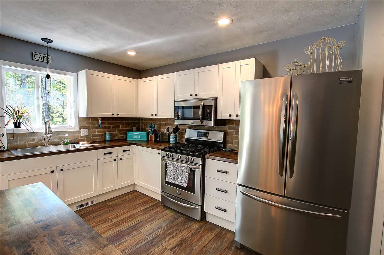 1583 Round Lake Road Interlochen, MI 49643 - Photo 11 of 21 1833489-10.JPG