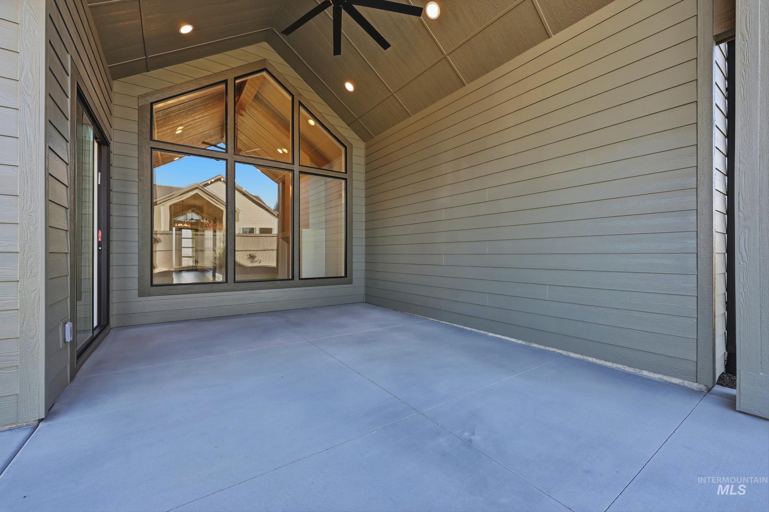 1048 East Escalation Street Meridian, ID 83642 - Photo 37 of 44 View of patio