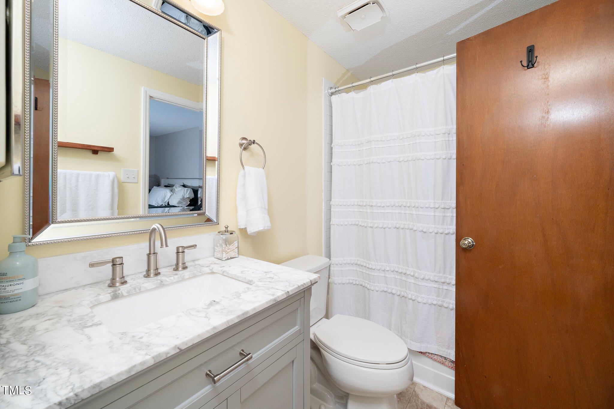 105 Rockspray Court Cary, NC 27513 - Photo 13 of 19 16-web-or-mls-105 Rockspray Court (21 o