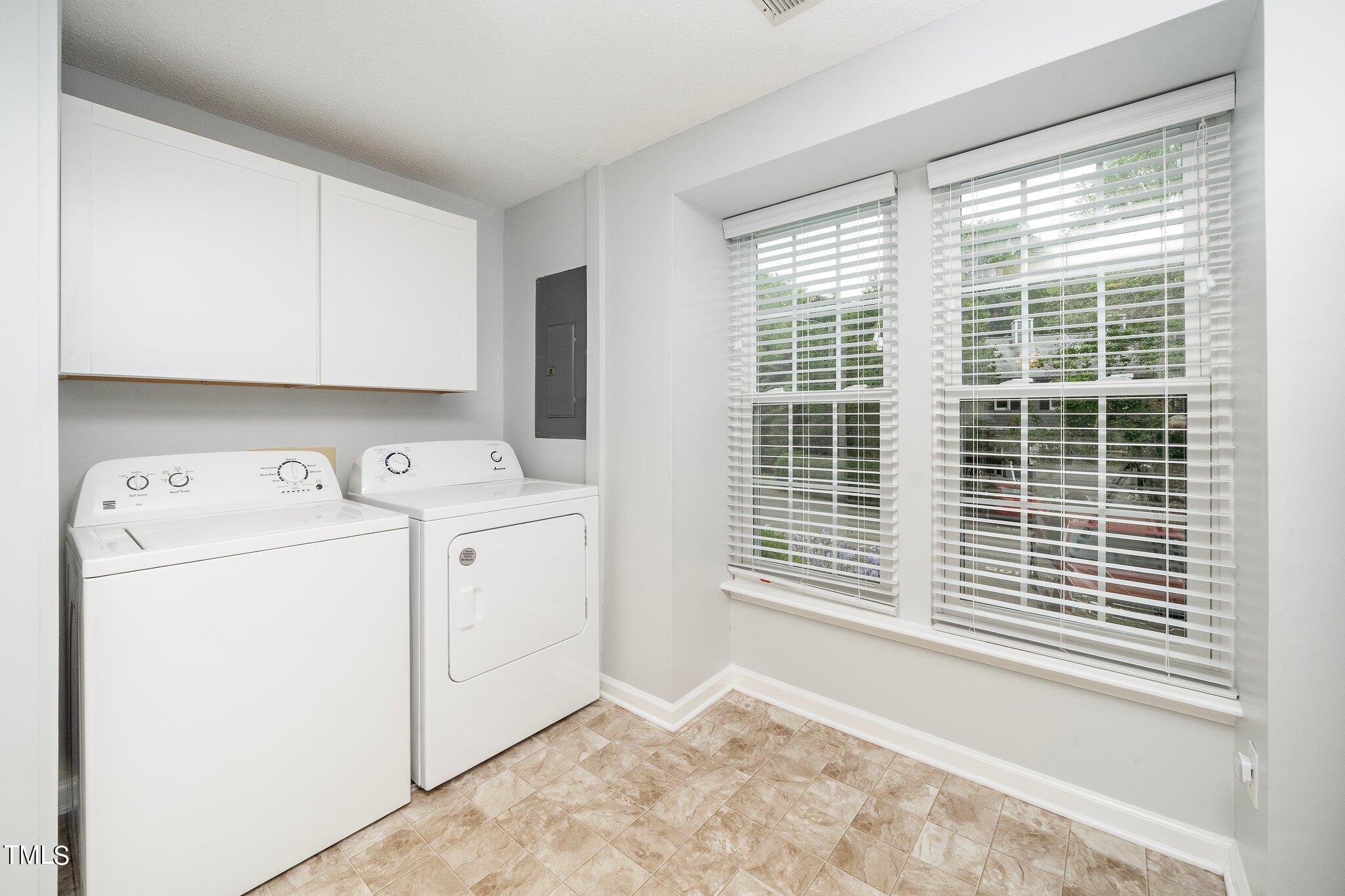 9-web-or-mls-105 Rockspray Court (14 of