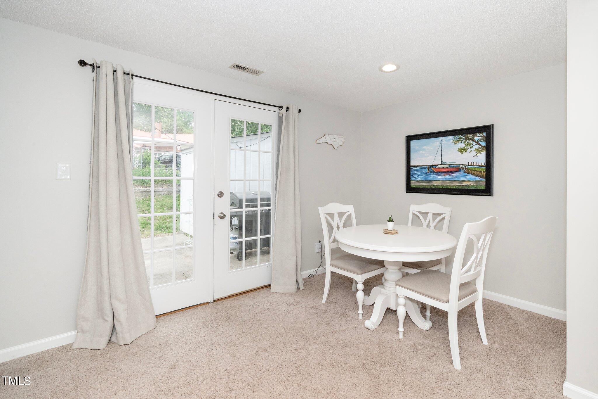 105 Rockspray Court Cary, NC 27513 - Photo 8 of 19 10-web-or-mls-105 Rockspray Court (15 o
