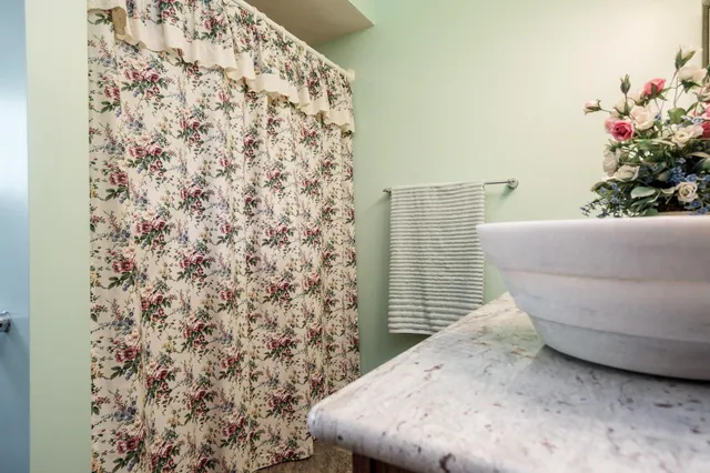 $419,900 | 9293 Forest Ridge Drive, Roscoe, IL 61073