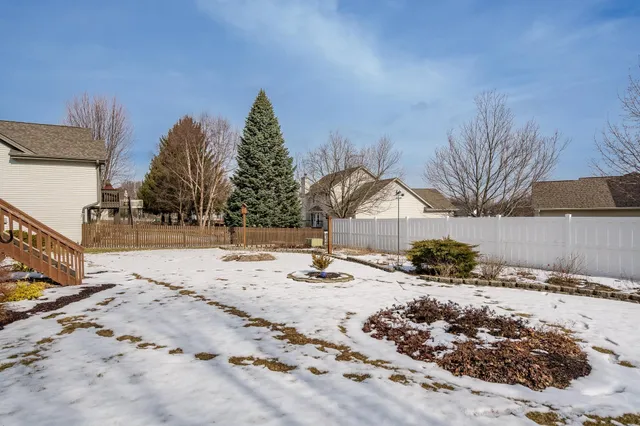 $419,900 | 9293 Forest Ridge Drive, Roscoe, IL 61073