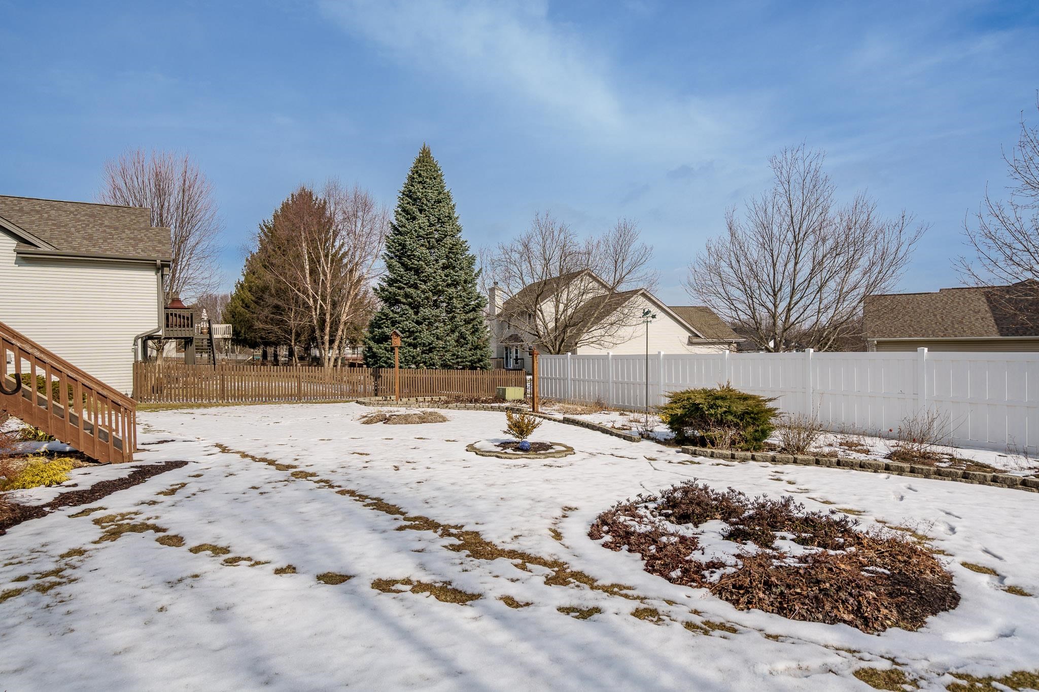 9293 Forest Ridge Drive Roscoe, IL 61073 - Photo 32 of 37