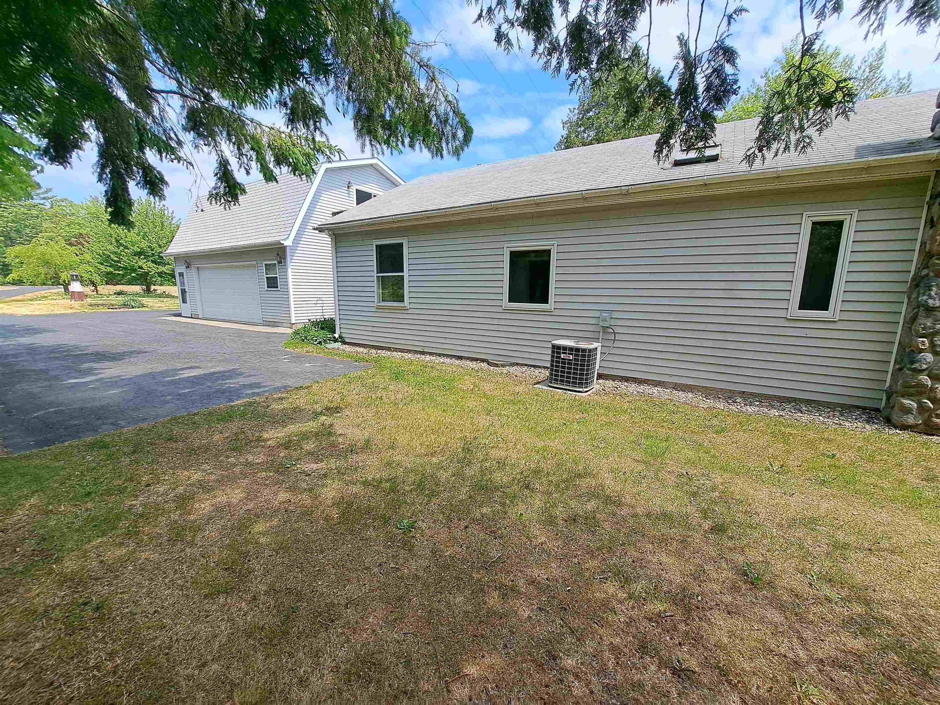 2798 Wolverine Road East Tawas, MI 48730 - Photo 25 of 34 1909177-24.JPG