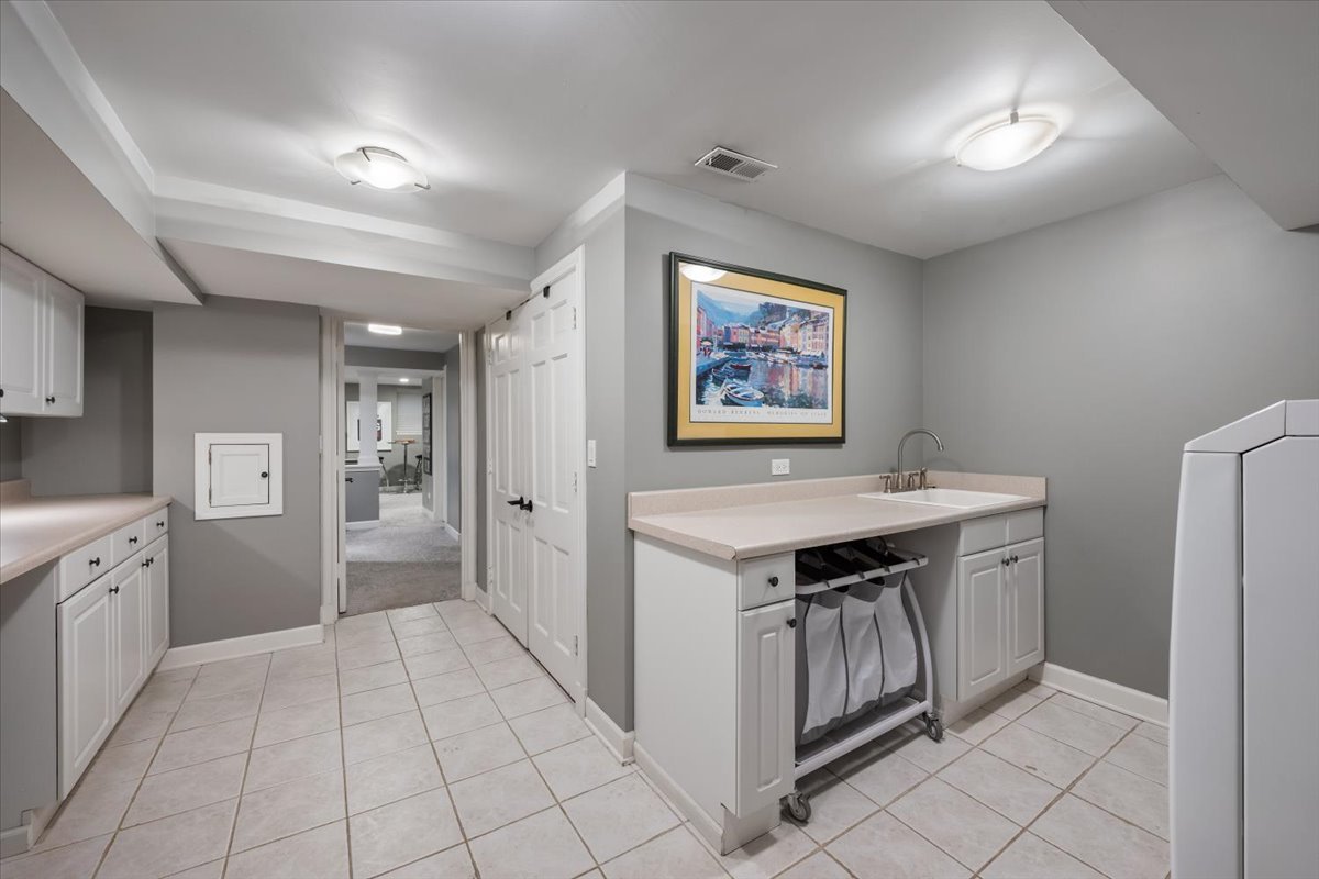 9360 Ridgeway Avenue Evanston, IL 60203 - Photo 66 of 92 Gallery Image 66