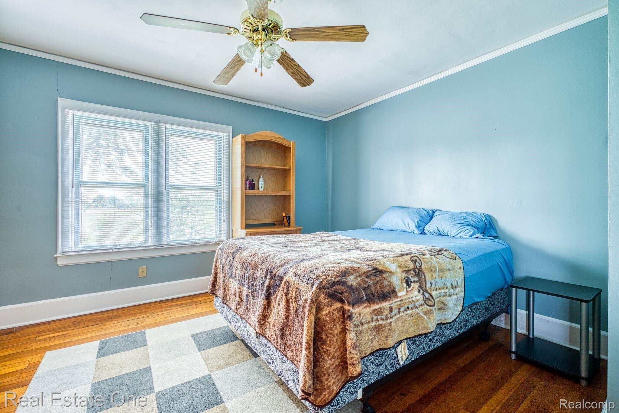 26161 Hagen Road New Baltimore, MI 48051 - Photo 24 of 34 Hagen bed 2.jpeg