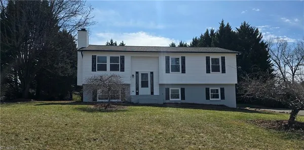 $295,000 | 3317 Coventry Forest Lane, King, NC 27021