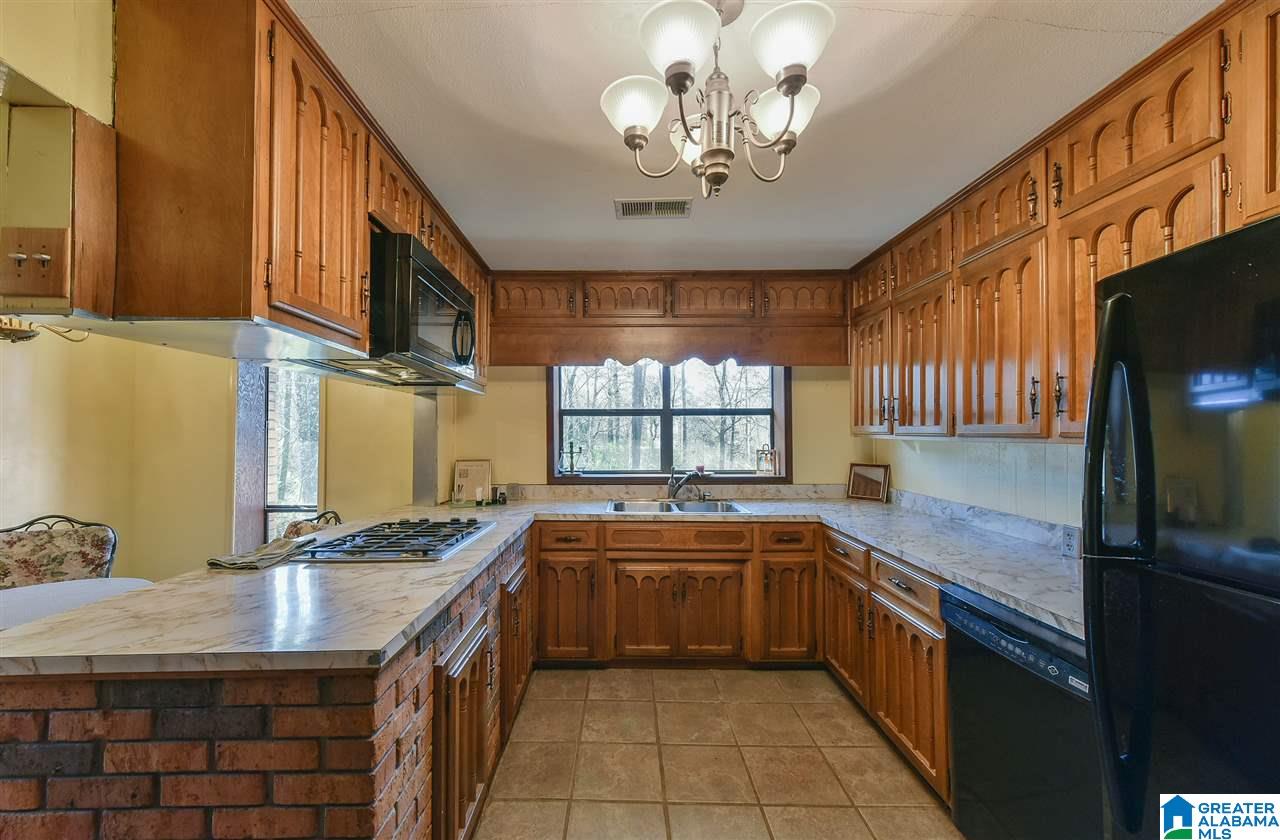 247 Tarrant Road Gardendale, AL 35071 - Photo 19 of 50