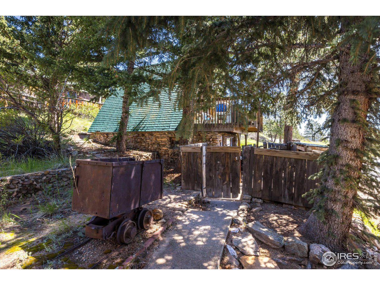 5690 Sugarloaf Road Boulder, CO 80302 - Photo 21 of 27 a view of outdoor space and yard