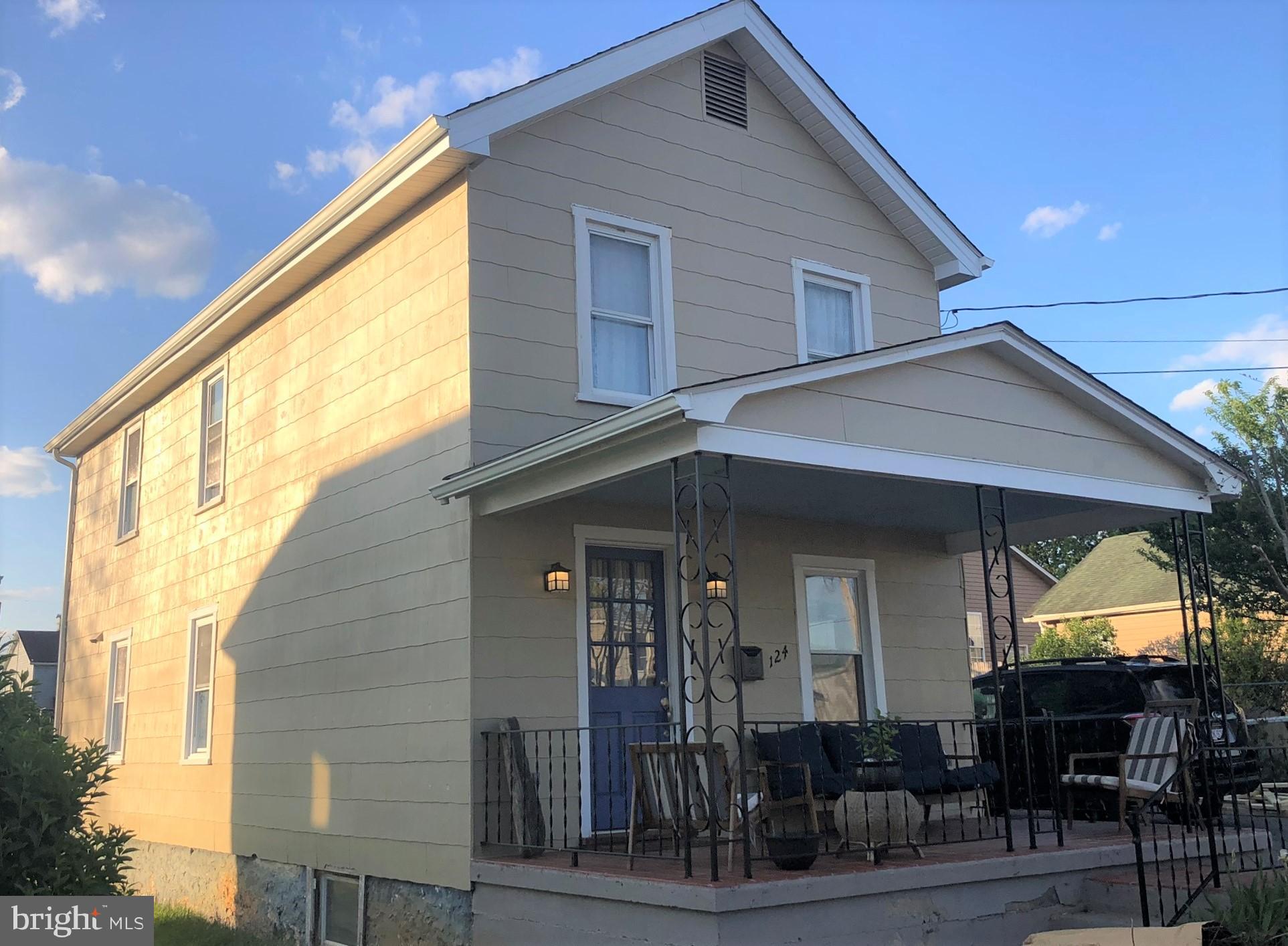 124 West 6th Avenue Ranson, WV 25438 - Photo 5 of 36
