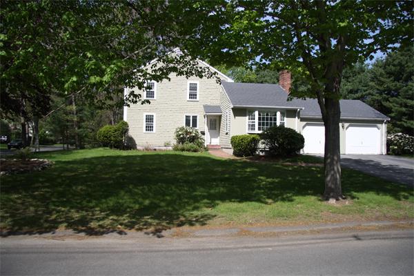 22 Liberty Road Hingham, MA 02043 - Photo 3 of 25