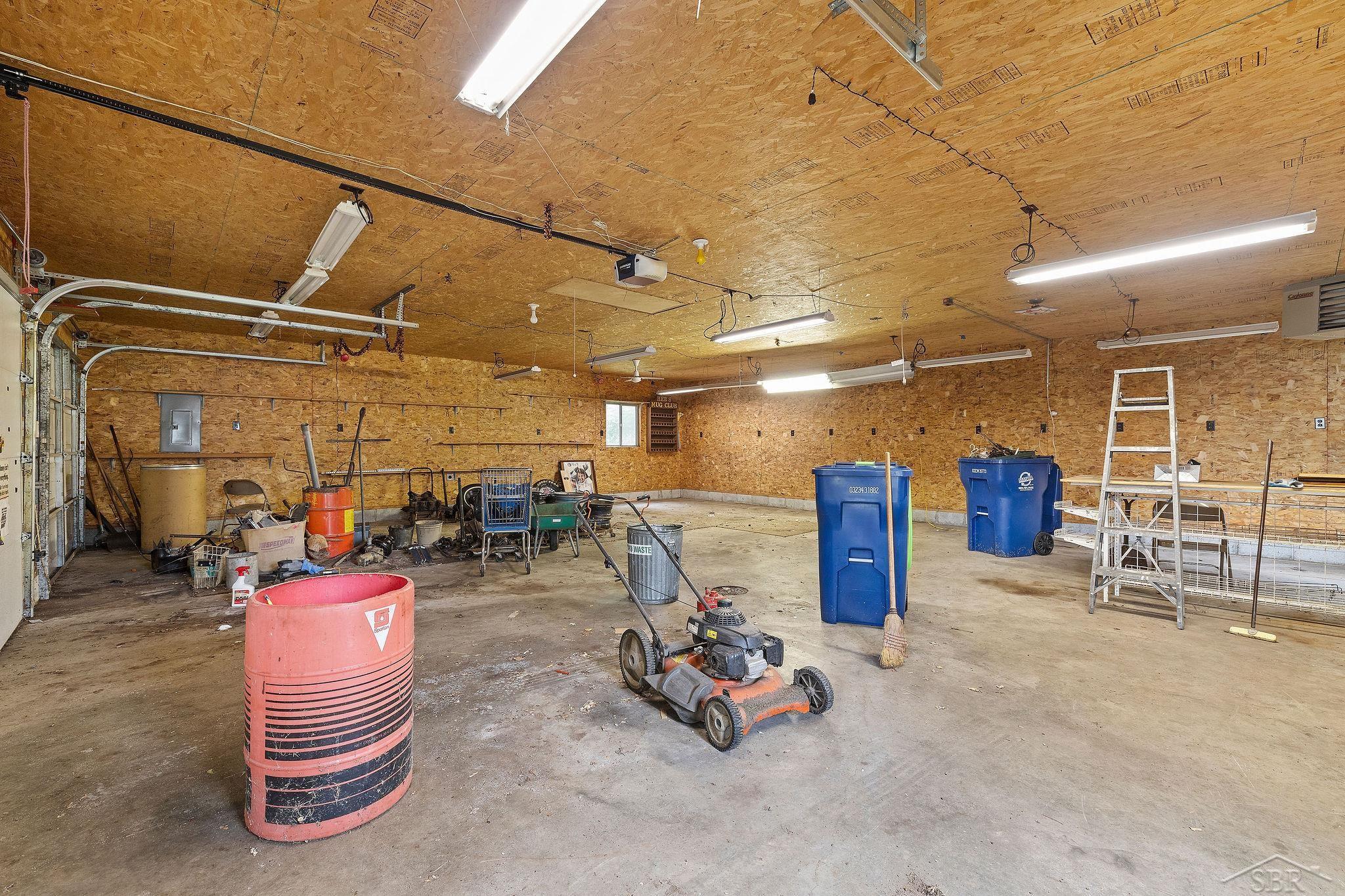6248 McKinley Road Bridgeport, MI 48722 - Photo 20 of 23 50121693-19.JPG