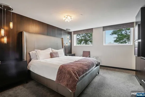 $6,950 | 1000 Ave At Port Imperial, Unit 512, Weehawken, NJ 07086