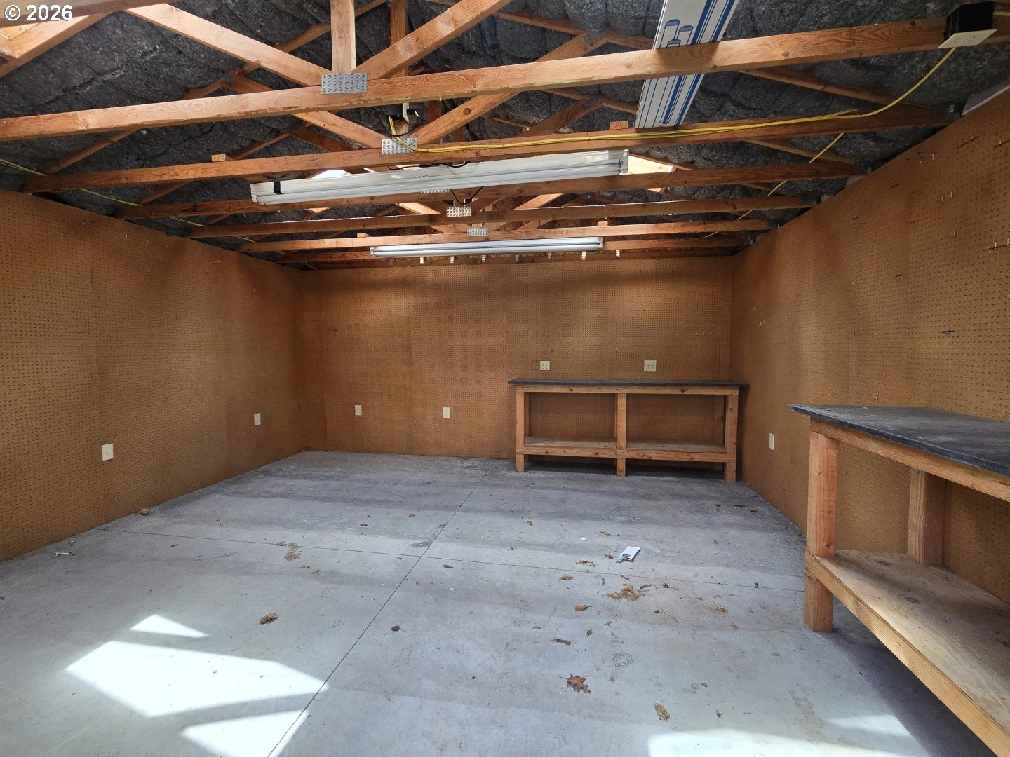 2633 42nd Avenue Longview, WA 98632 - Photo 7 of 32 a view of a room with an empty space