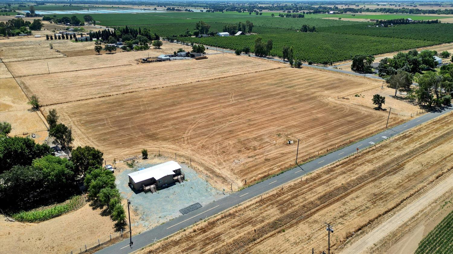 11705 Simmerhorn Road Galt, CA 95632 - Photo 4 of 39 a view of a terrace with outdoor space
