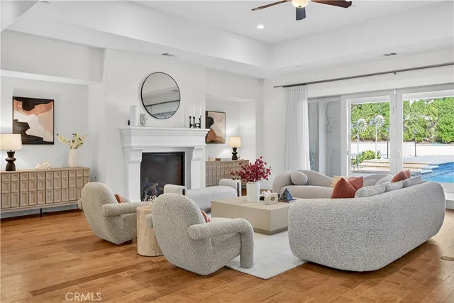 $2,298,000 | 332 Snapdragon Lane, Glendora, CA 91741