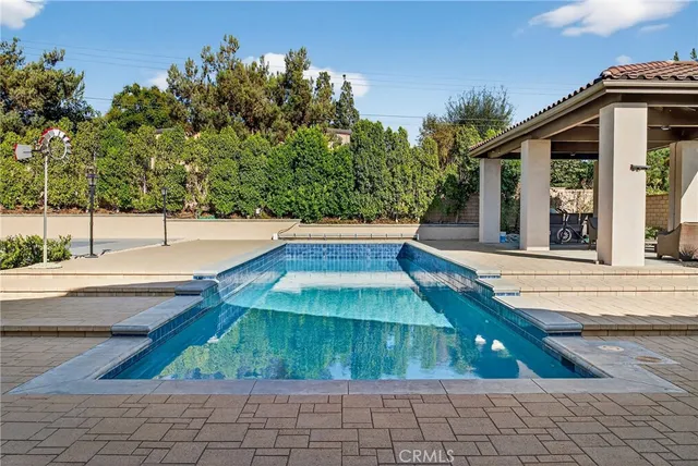 $2,298,000 | 332 Snapdragon Lane, Glendora, CA 91741