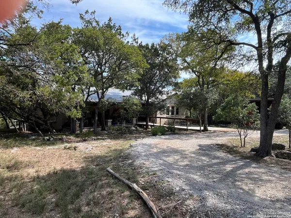 $1,049,000 | 412 Field Road, Fischer, TX 78623