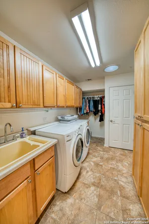 $1,049,000 | 412 Field Road, Fischer, TX 78623