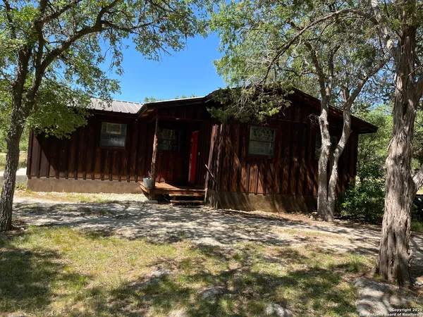 $1,049,000 | 412 Field Road, Fischer, TX 78623