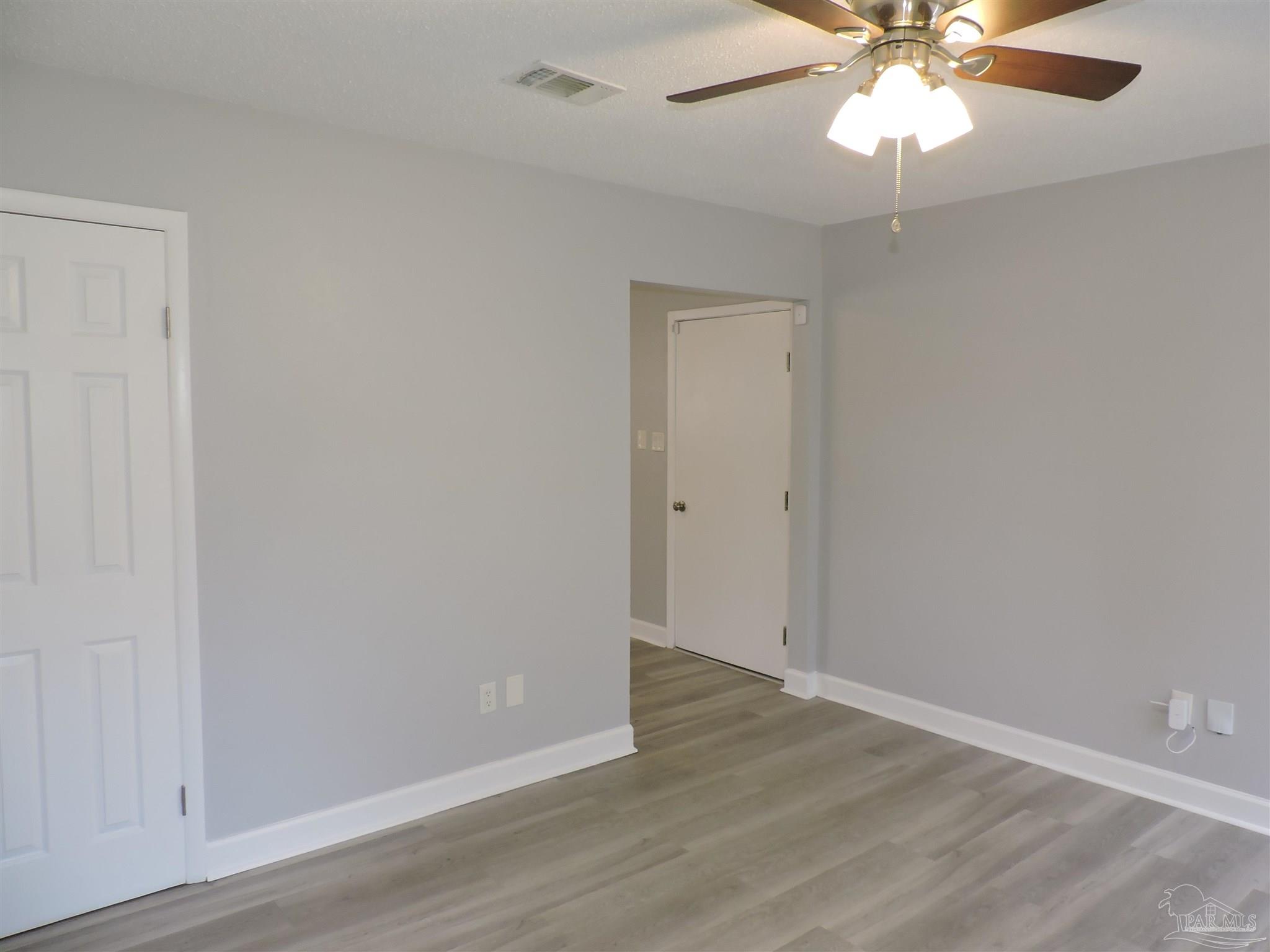 346 Quigley Road Pensacola, FL 32506 - Photo 3 of 24