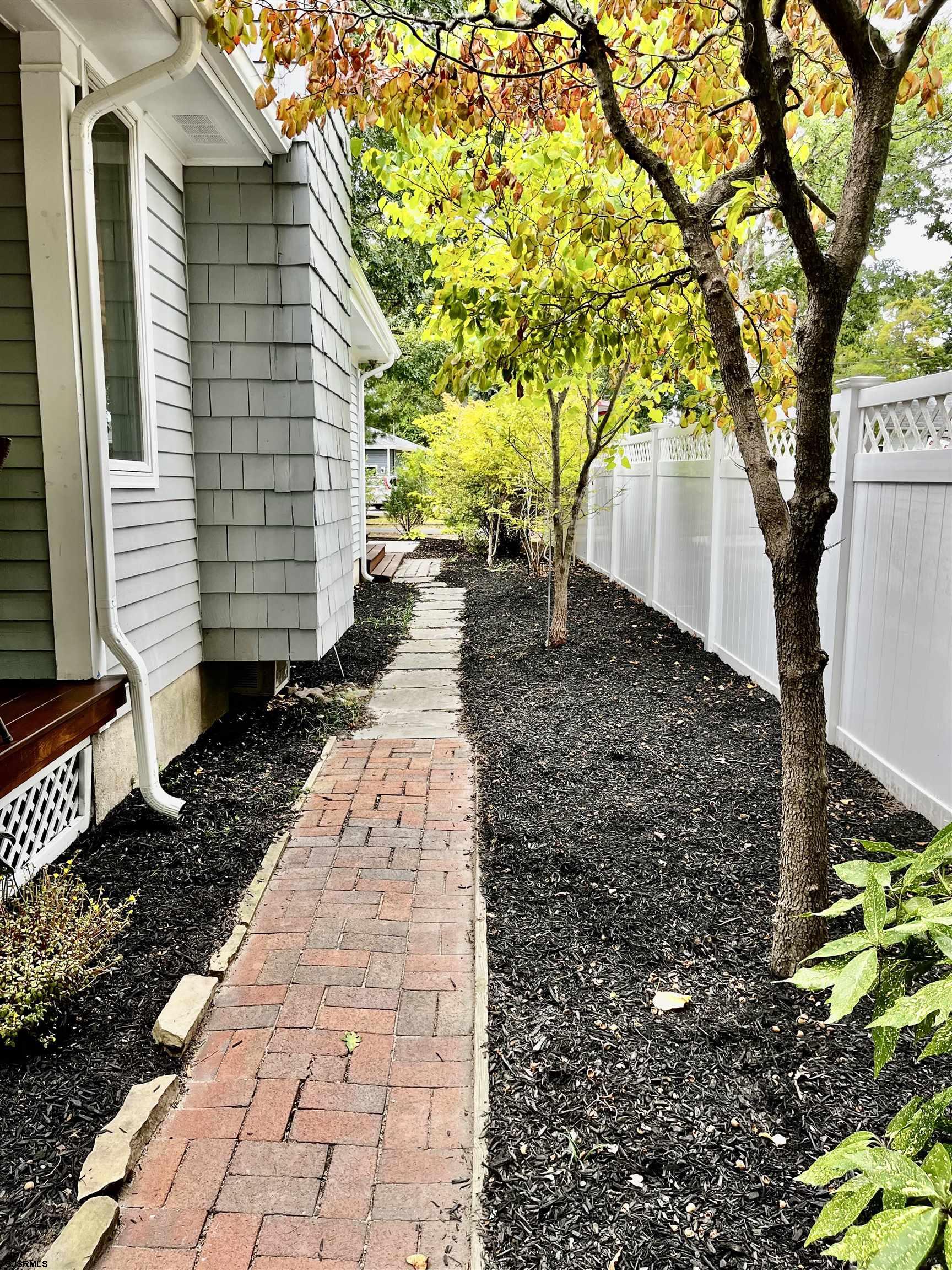 715 Massachusetts Avenue Somers Point, NJ 08244 - Photo 3 of 26