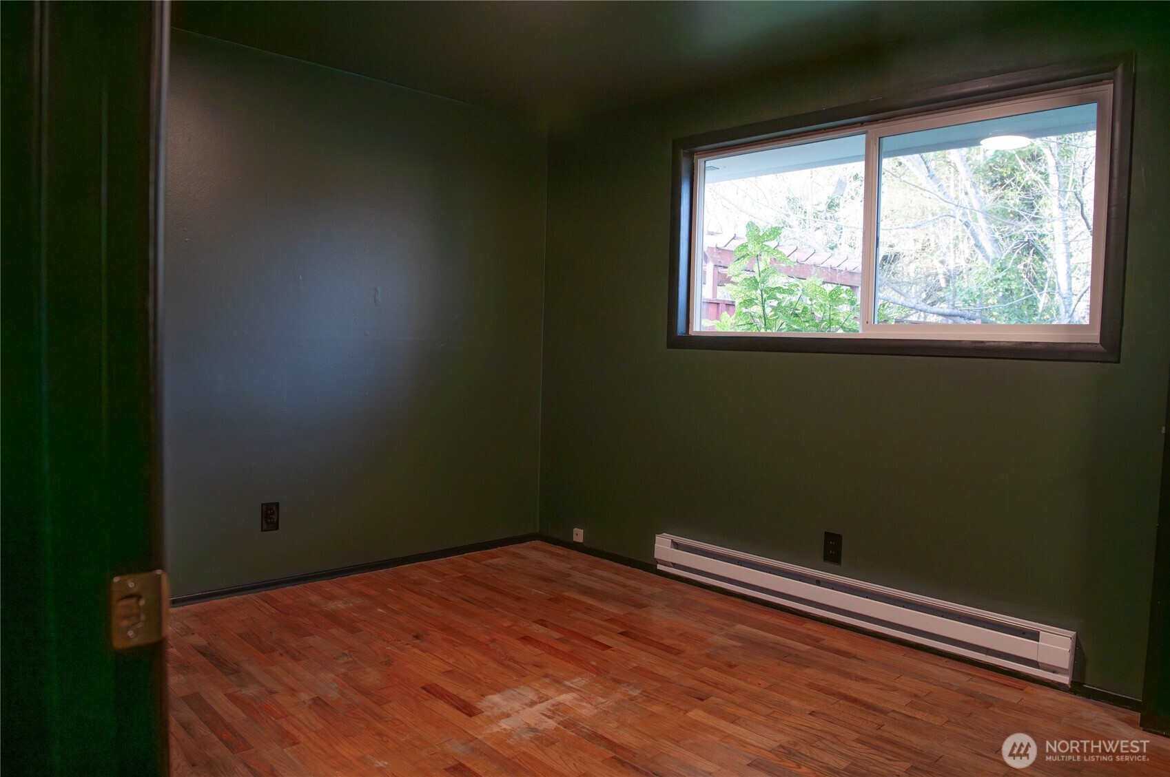 116 Old Hill Road Aberdeen, WA 98520 - Photo 11 of 13 a view of a room with a window
