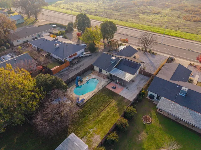 $409,900 | 2771 North Street, Anderson, CA 96007