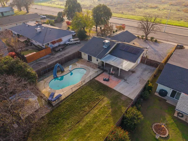 $409,900 | 2771 North Street, Anderson, CA 96007