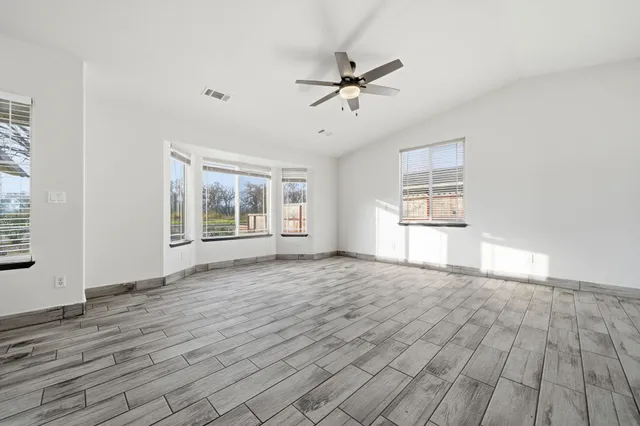 $409,900 | 2771 North Street, Anderson, CA 96007