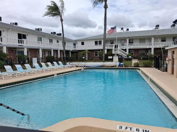 $1,200 | 4744 Azalea Drive, Unit 204, New Port Richey, FL 34652