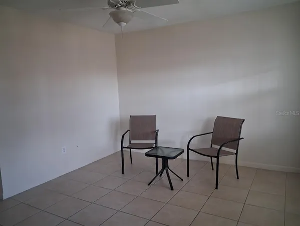 $1,200 | 4744 Azalea Drive, Unit 204, New Port Richey, FL 34652