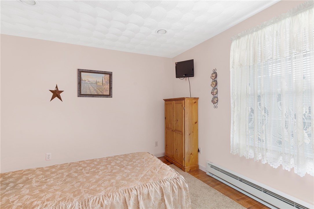 56 Raymonds Point Road Coventry, RI 02816 - Photo 15 of 24