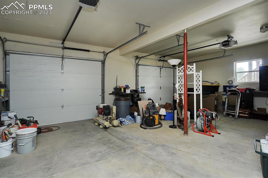 4330 Elkhorn Road Cotopaxi, CO 81223 - Photo 27 of 37 a view of a room with gym equipment