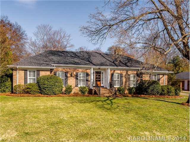 3823 Foxcroft Road Charlotte, NC 28211 - Photo 1 of 16 Gallery Image 1