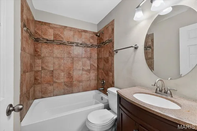 $200,000 | 1 Welwyn Court, Florissant, MO 63033