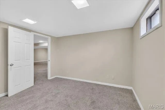 $200,000 | 1 Welwyn Court, Florissant, MO 63033