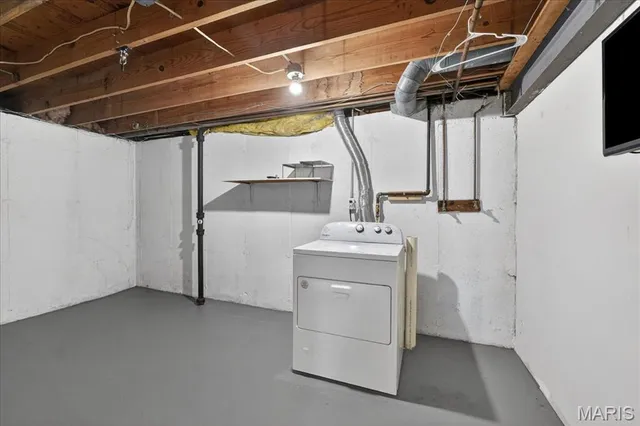 $200,000 | 1 Welwyn Court, Florissant, MO 63033