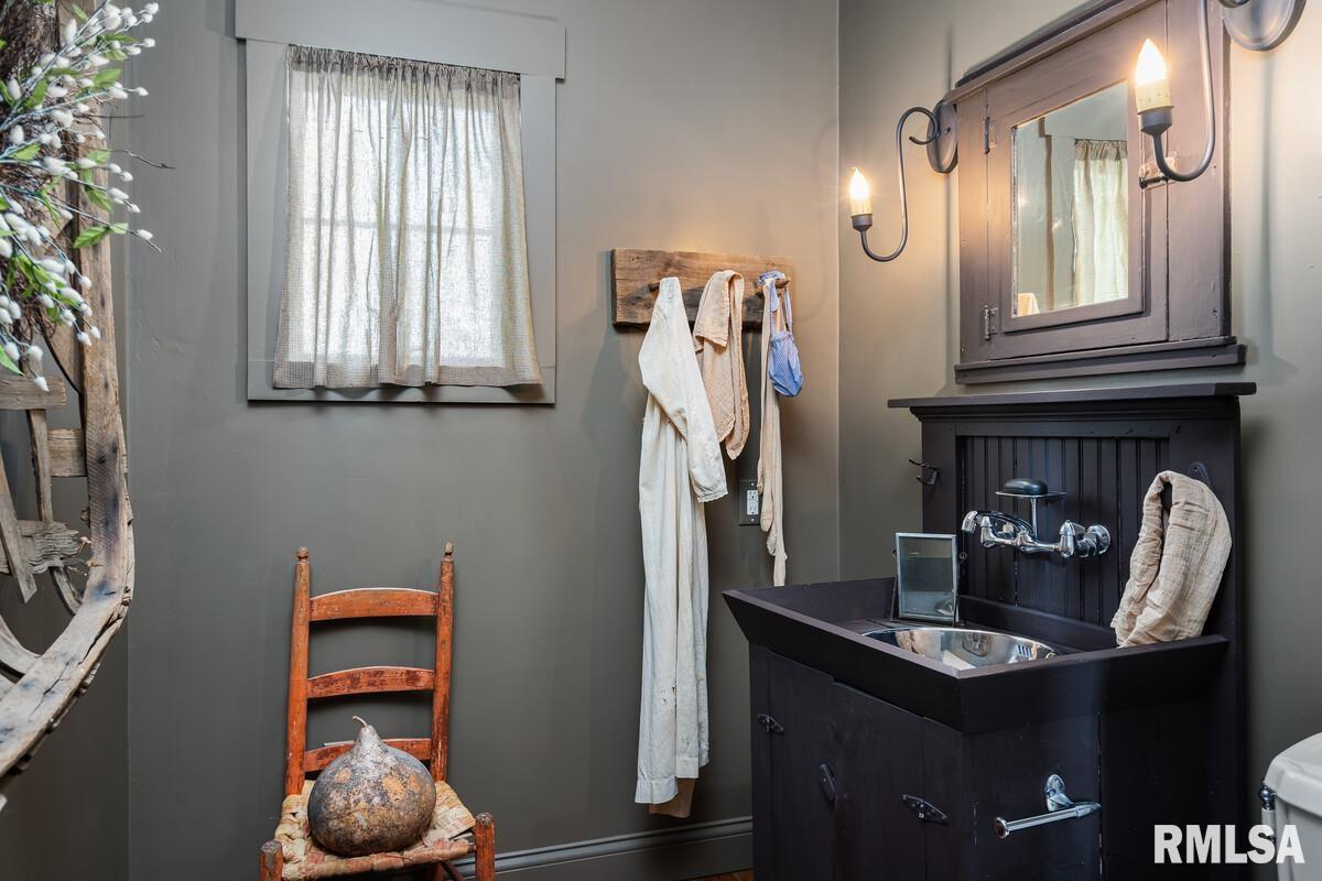 1085 Upper Spring Bay Road East Peoria, IL 61611 - Photo 24 of 50 Gallery Image 24