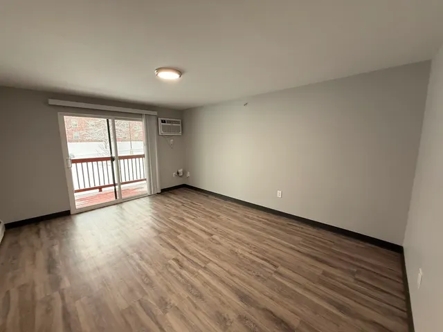 $2,162 | 95 Powers Street, Unit 116, Milford, NH 03055