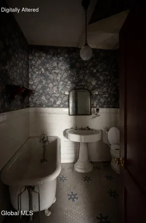 $79,999 | 402 Highway 8, Bridgewater, NY 13318