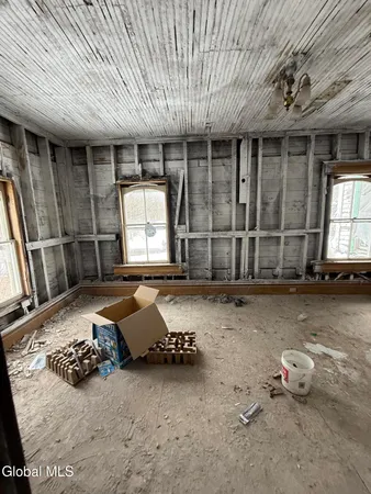 $79,999 | 402 Highway 8, Bridgewater, NY 13318