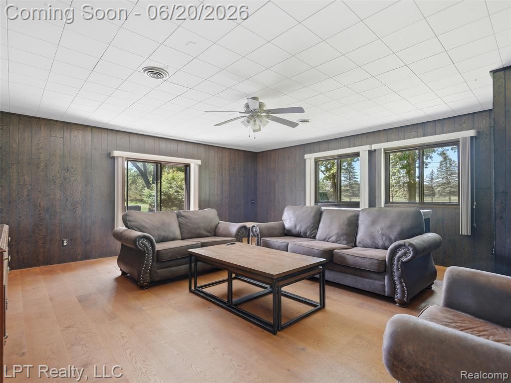 3700 Napier Road Canton, MI 48187 - Photo 6 of 27