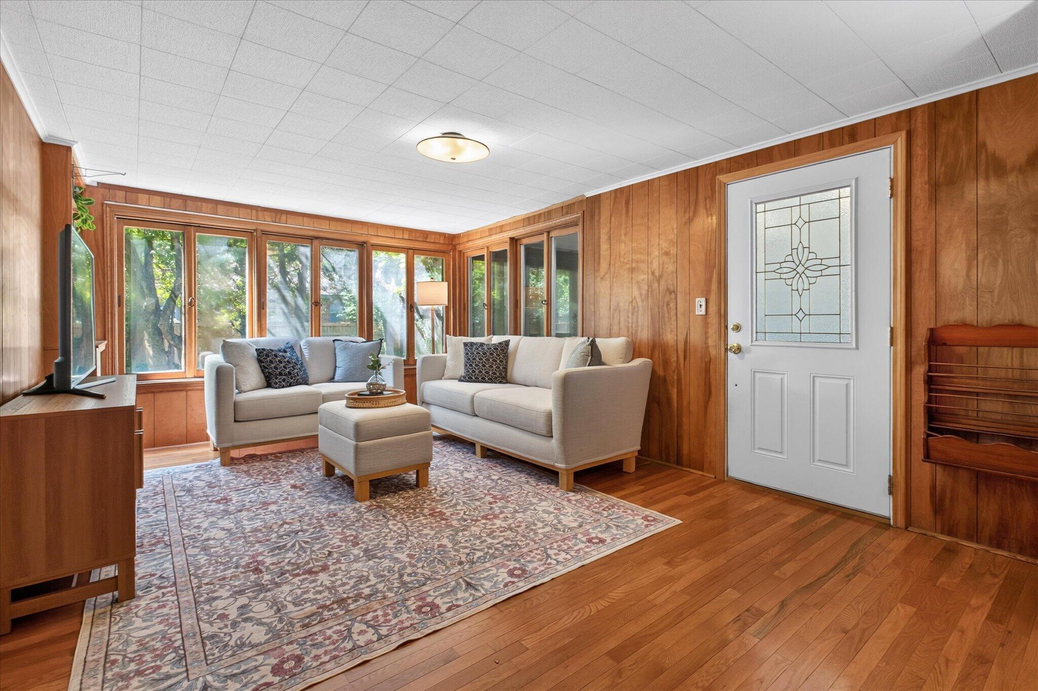 232 North Sunnybank Road St. Joseph, MI 49085 - Photo 14 of 29 17-17