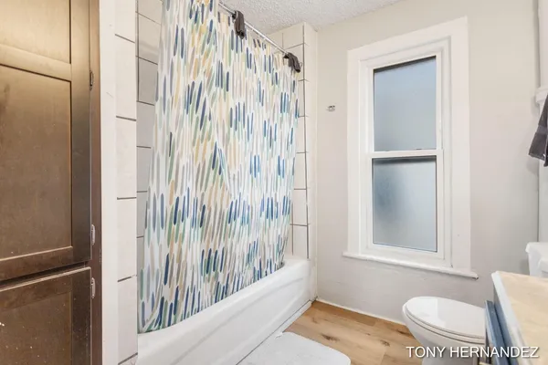 $360,000 | 1402 North Avenue Northeast, Grand Rapids, MI 49505