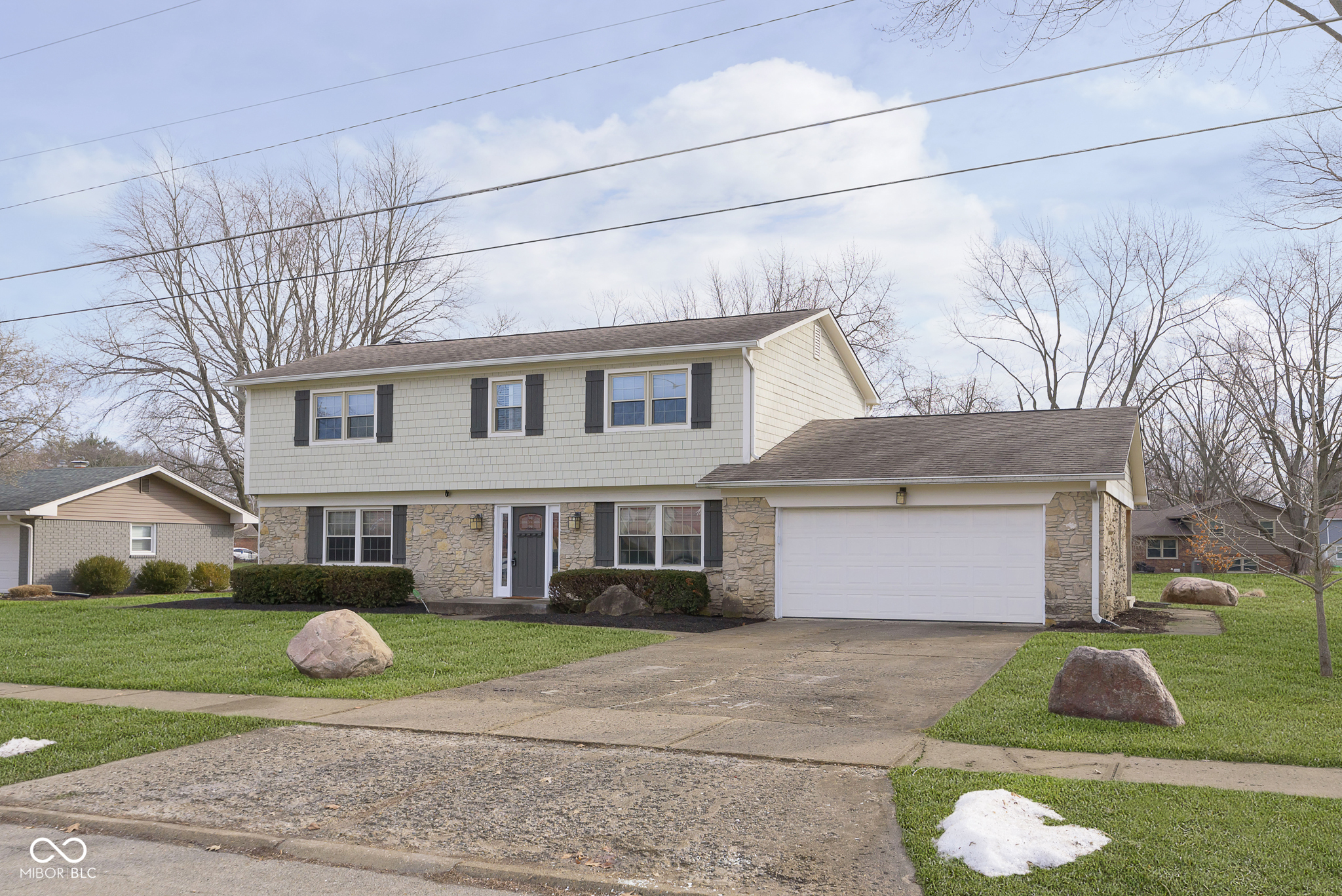 11421 Haverstick Road Carmel, IN 46033 - Photo 3 of 38 Gallery Image 3